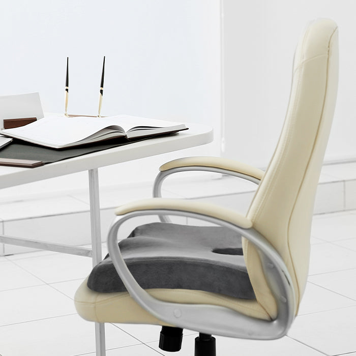 Ergonominen muistivaahtoistuintyyny